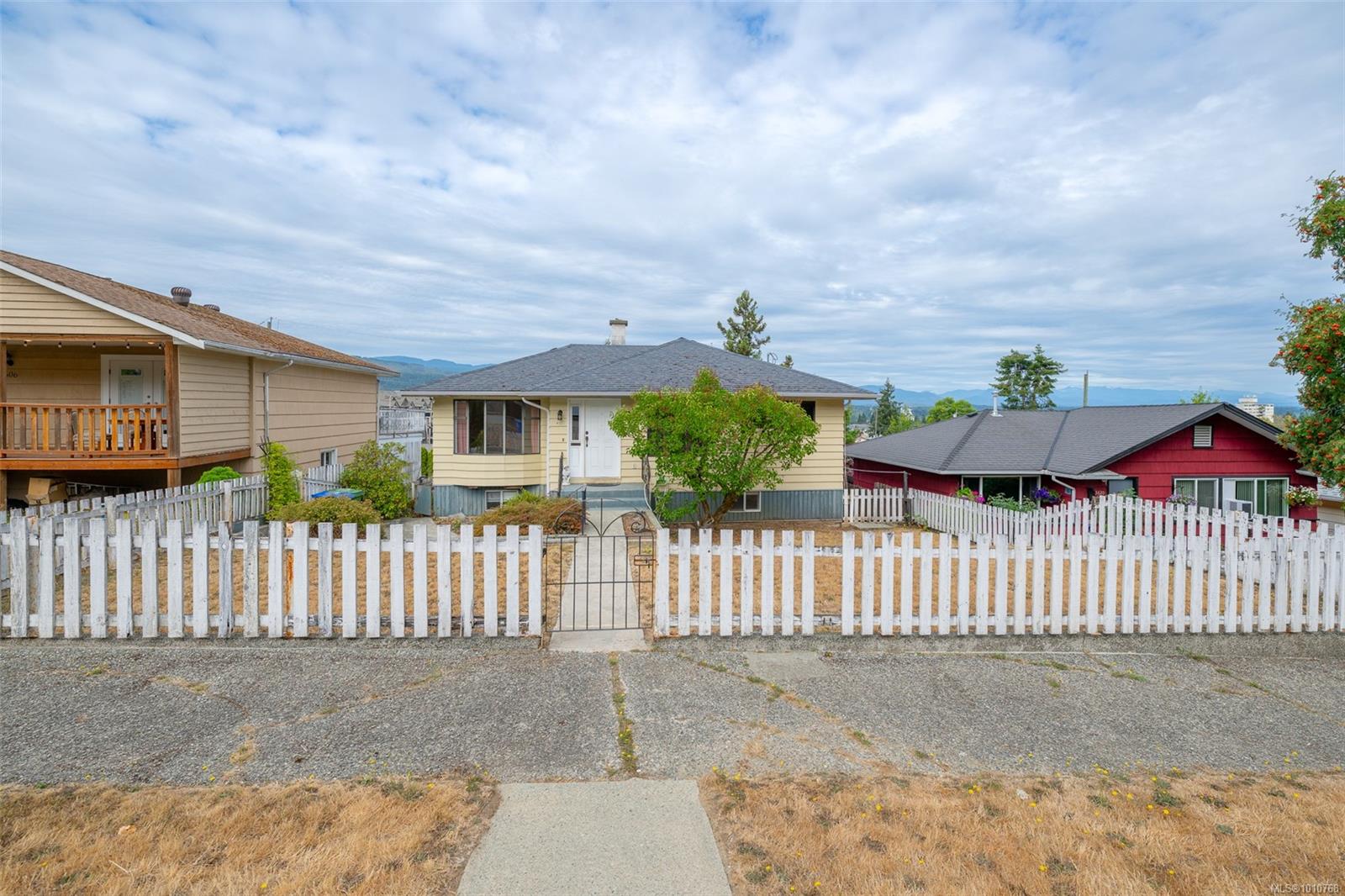 $529,000 - 3610 16th Ave<br>Port Alberni, British Columbia, V9Y 5E2