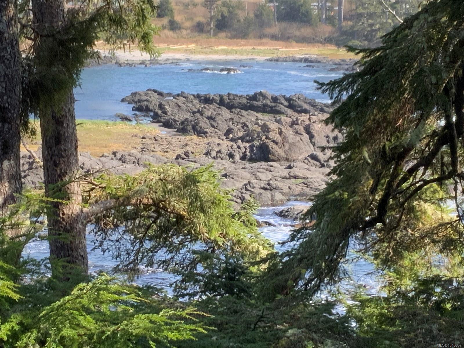 $299,000 - 596 Marine Dr<br>Ucluelet, British Columbia, V0R 3A0