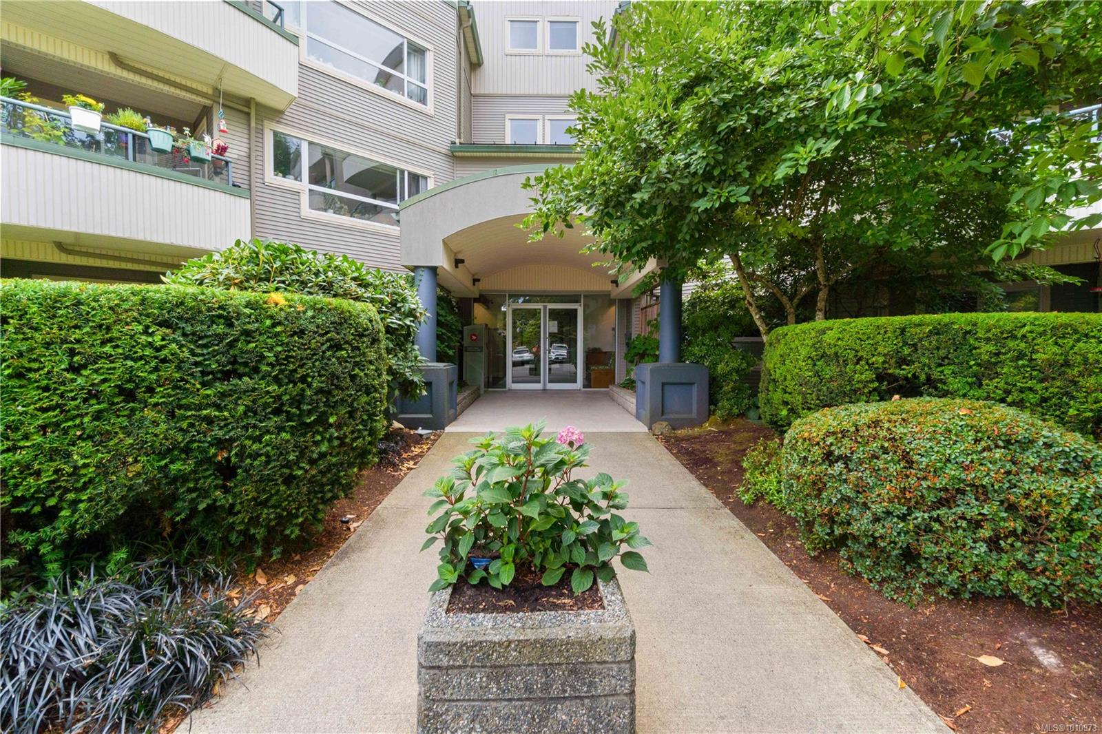 1685 Estevan Rd, (Na Brechin Hill) Nanaimo British Columbia, V9S 5V9 $399,900