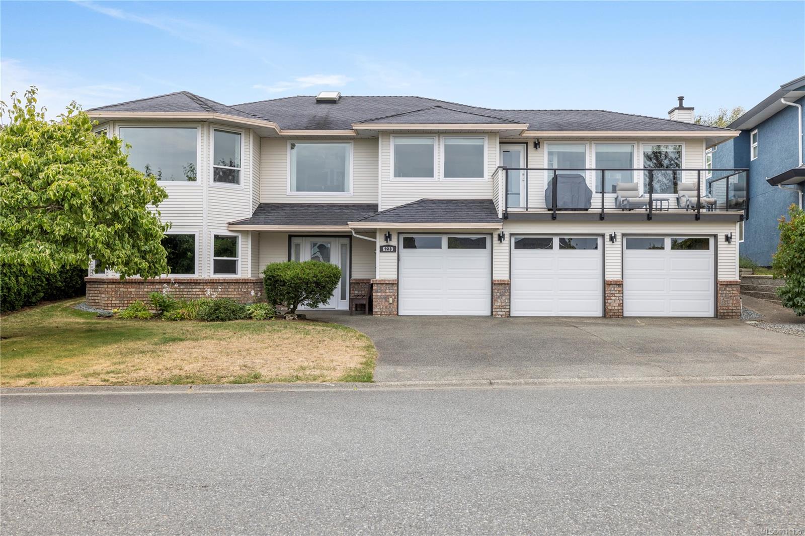 $1,150,000 - 6239 Scollos Pl<br>Nanaimo, British Columbia, V9V 1K9