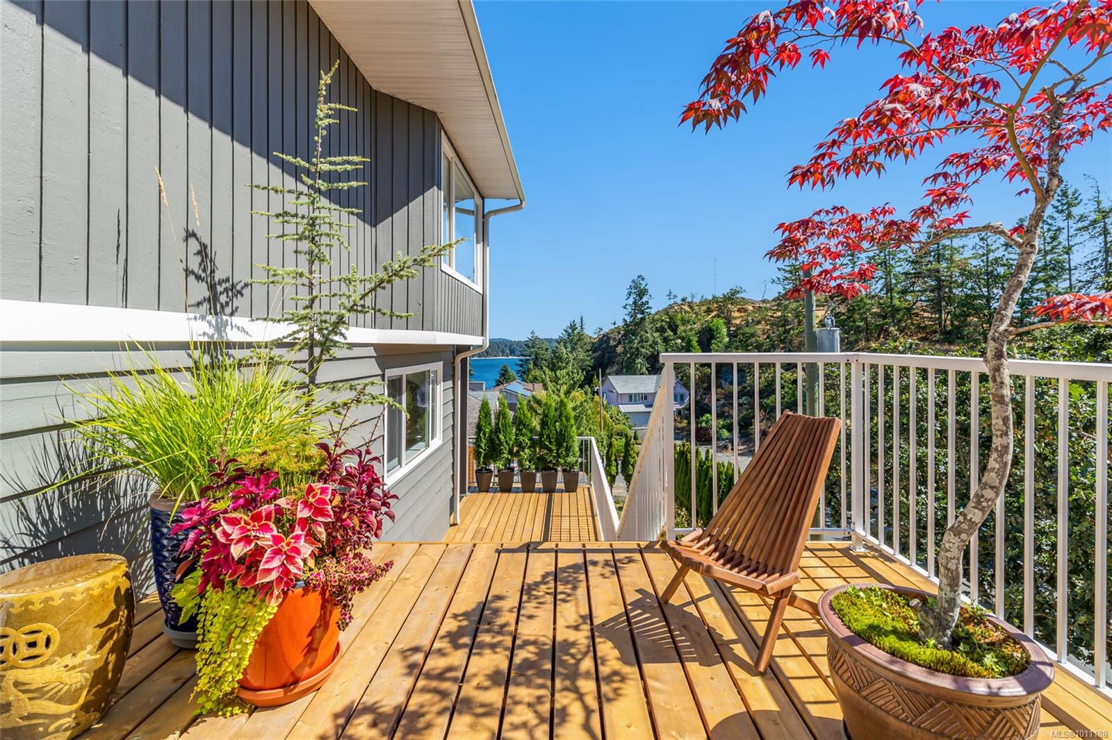 3153 Marion Way, (Na Departure Bay) Nanaimo British Columbia, V9T 3Z8 $1,090,000