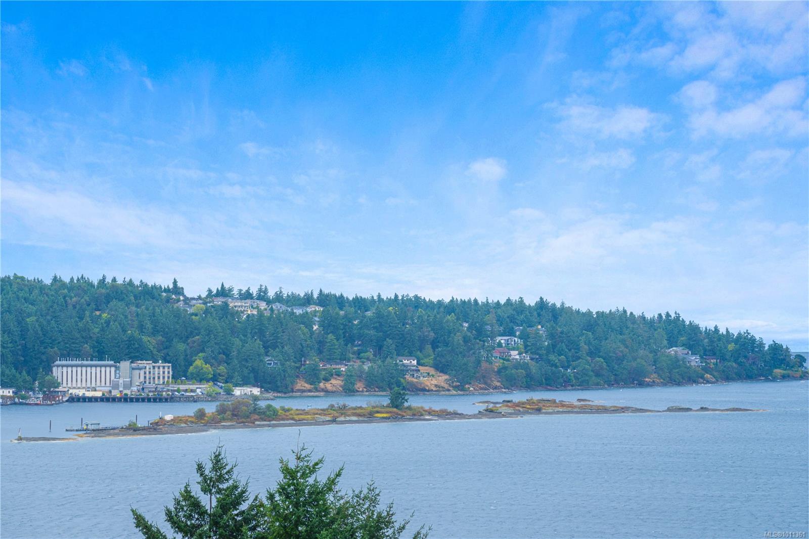 2562 Departure Bay Rd, (Na Departure Bay) Nanaimo British Columbia, V9S 5P1 $499,990