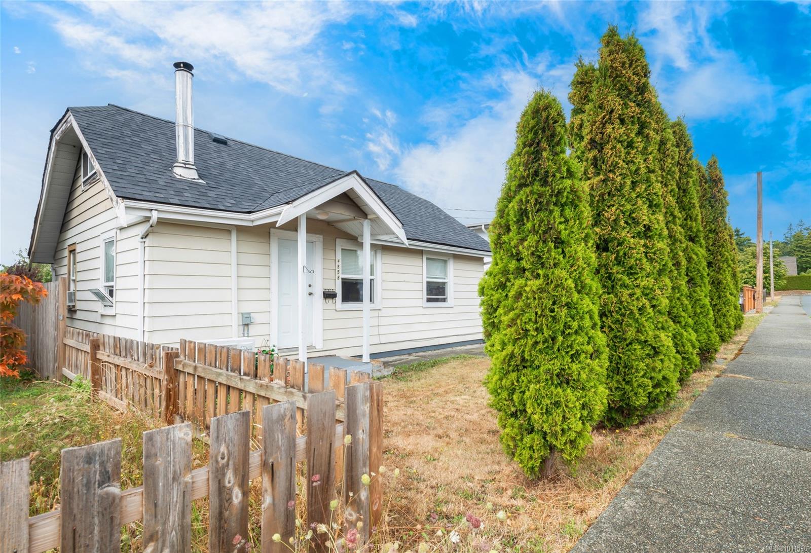 $329,900 - 4858 David St<br>Port Alberni, British Columbia, V9Y 6P2