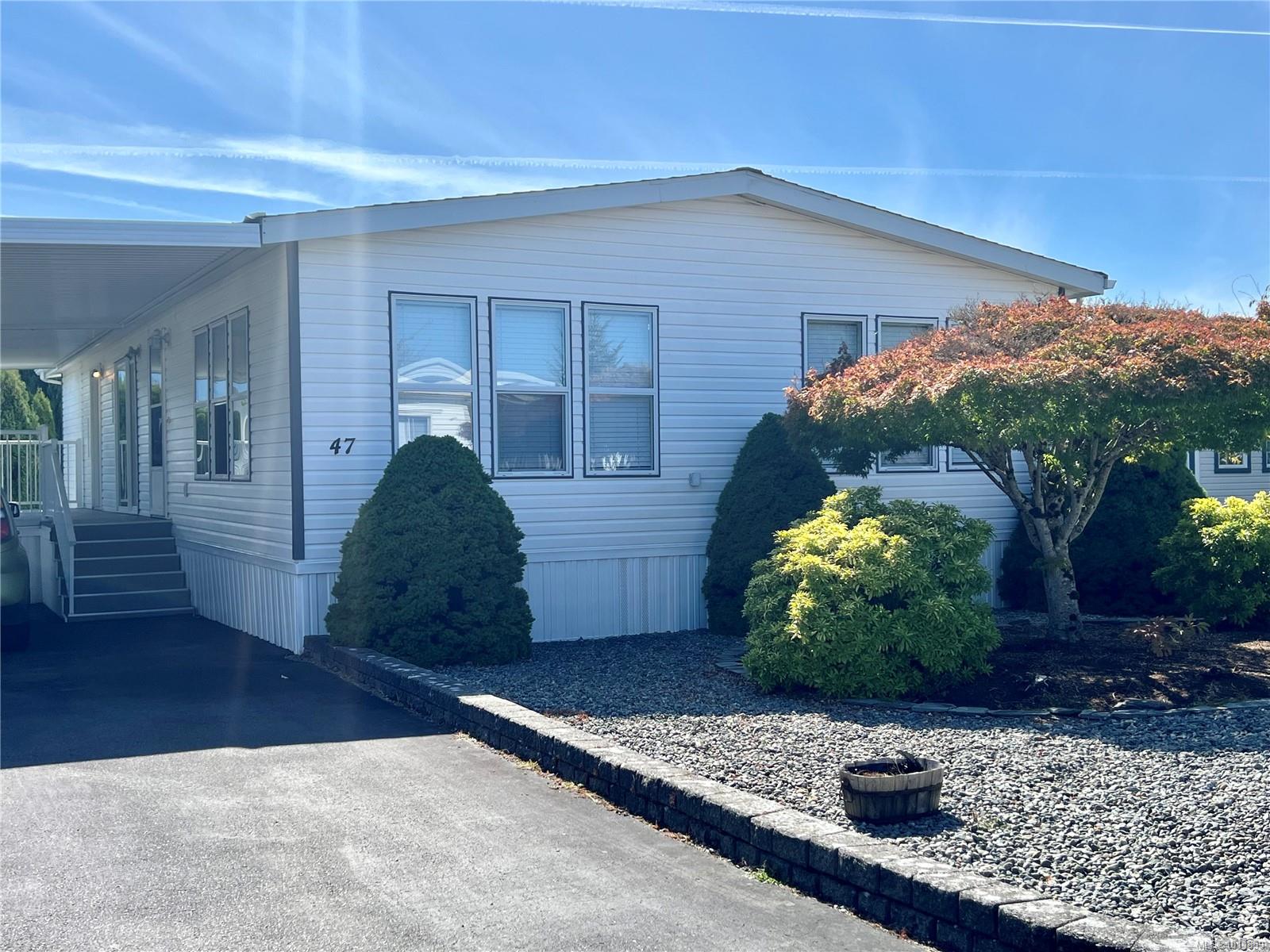 6325 Metral Dr, (Na Pleasant Valley) Nanaimo British Columbia, V9T 6P9 $415,000