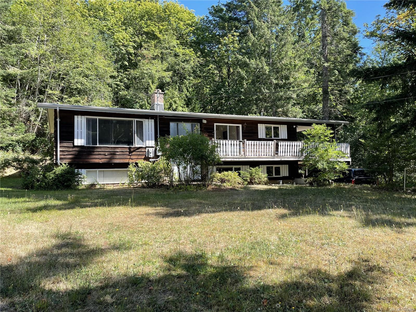 $779,000 - 6929 Cherry Creek Rd<br>Port Alberni, British Columbia, V9Y 8T5