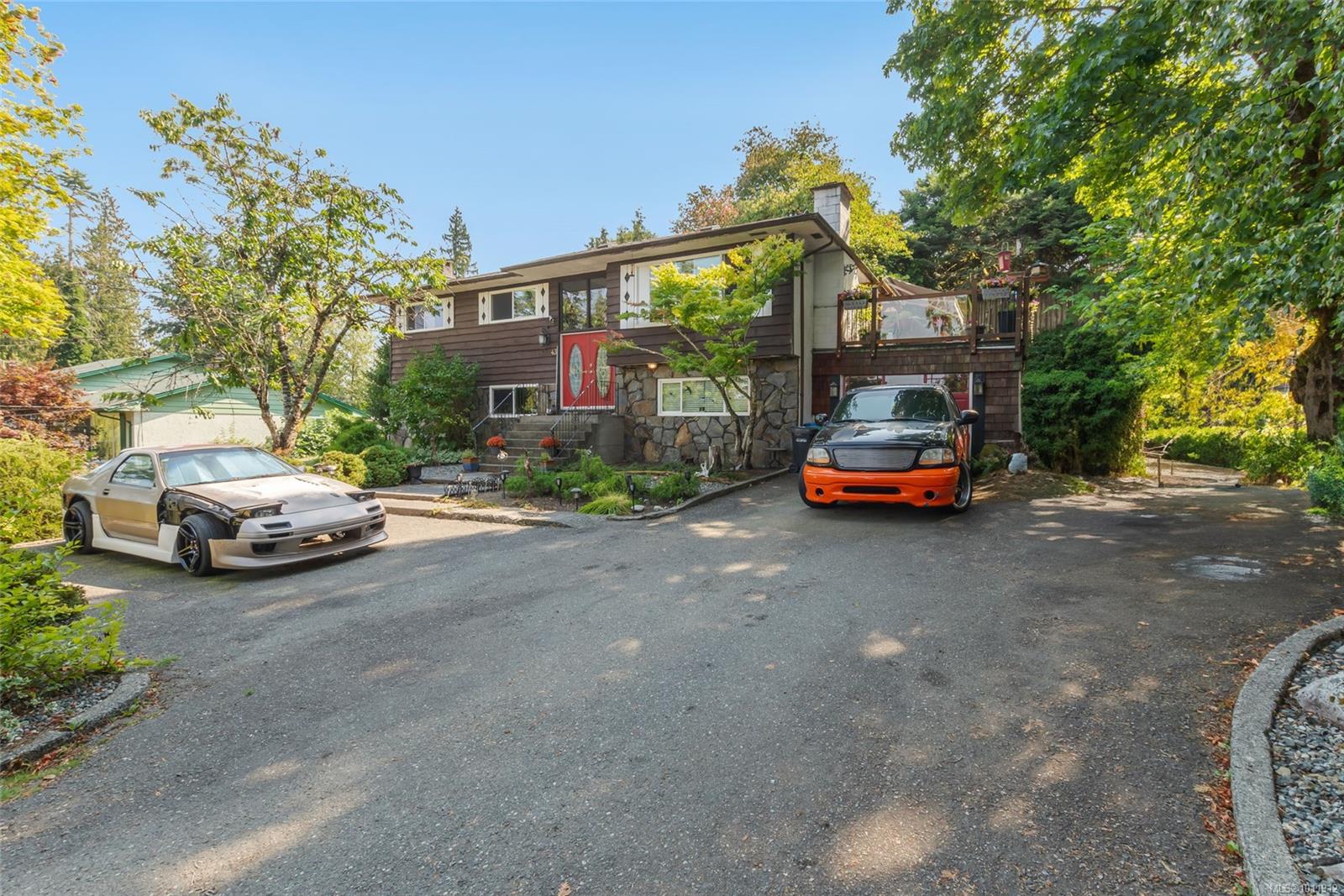 43 Roberta Rd, (Na Chase River) Nanaimo British Columbia, V9X 1A9 $700,000