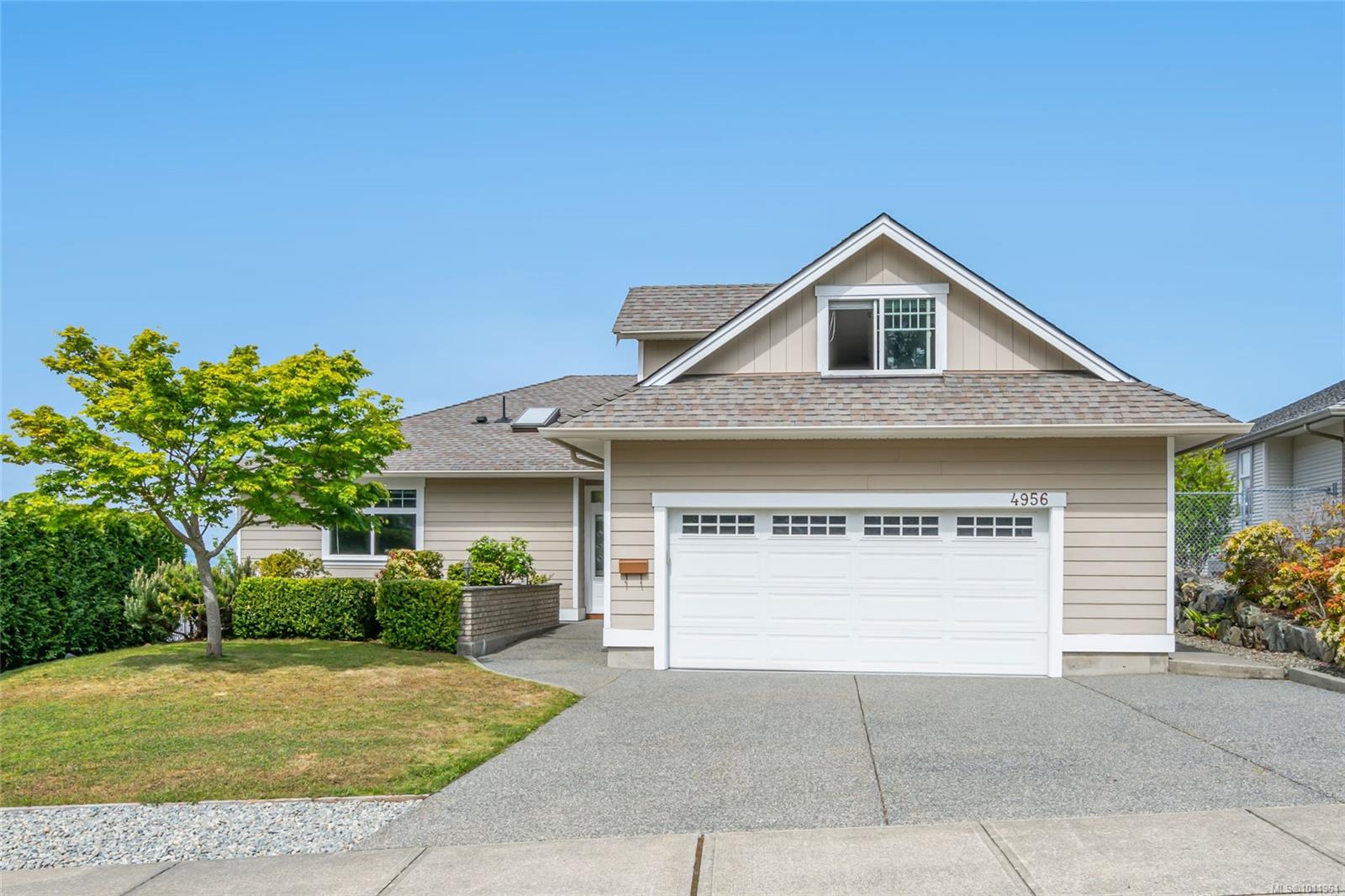 $1,100,000 - 4956 Bella Vista Cres<br>Nanaimo, British Columbia, V9V 1M5