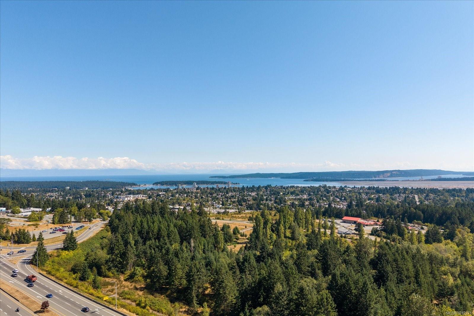 $469,000 - 709 Dogwood Rd<br>Nanaimo, British Columbia, V9R 3C2