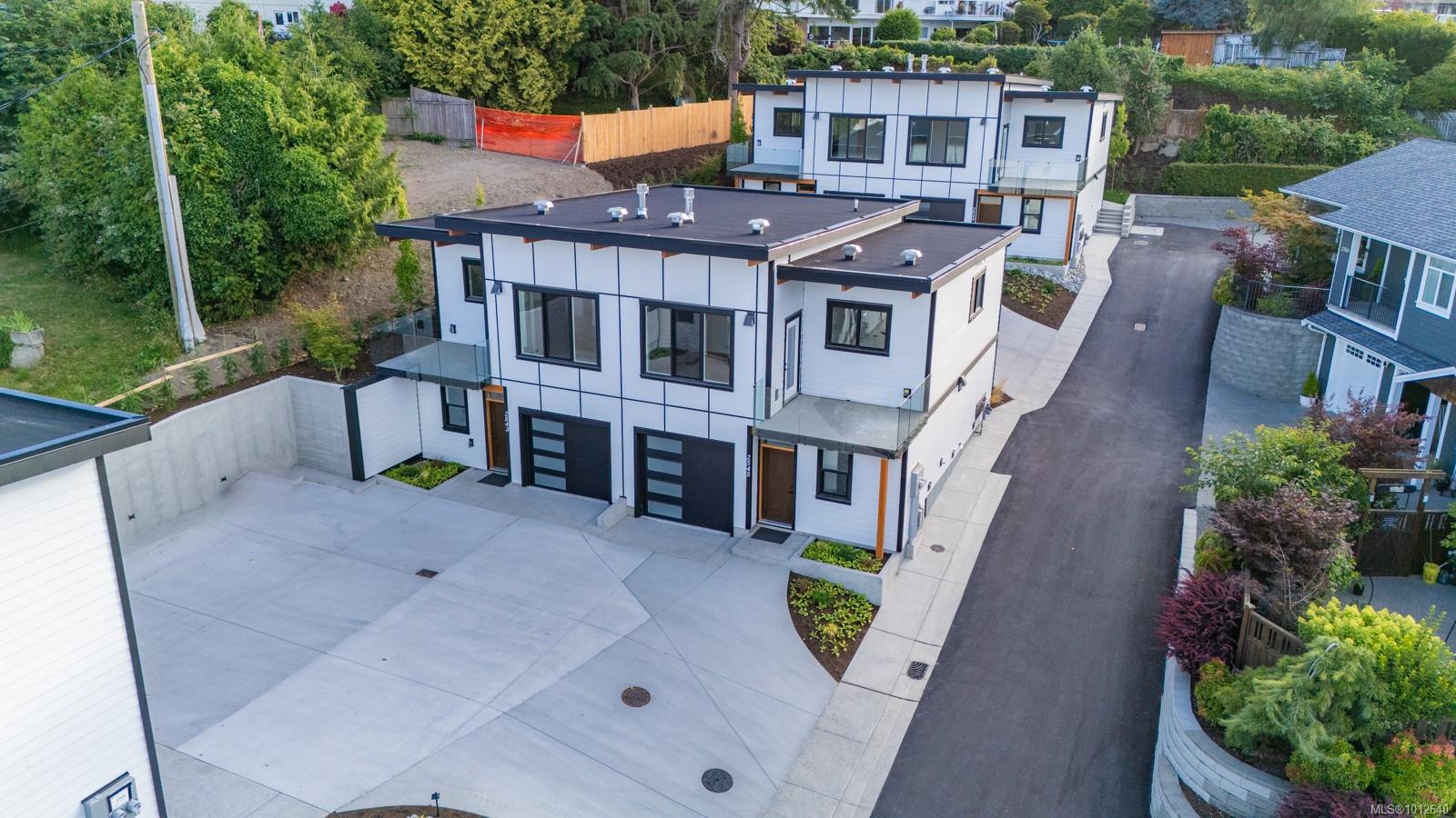 $799,999 - 2543 Doctors Rd<br>Nanaimo, British Columbia, V9S 3V4