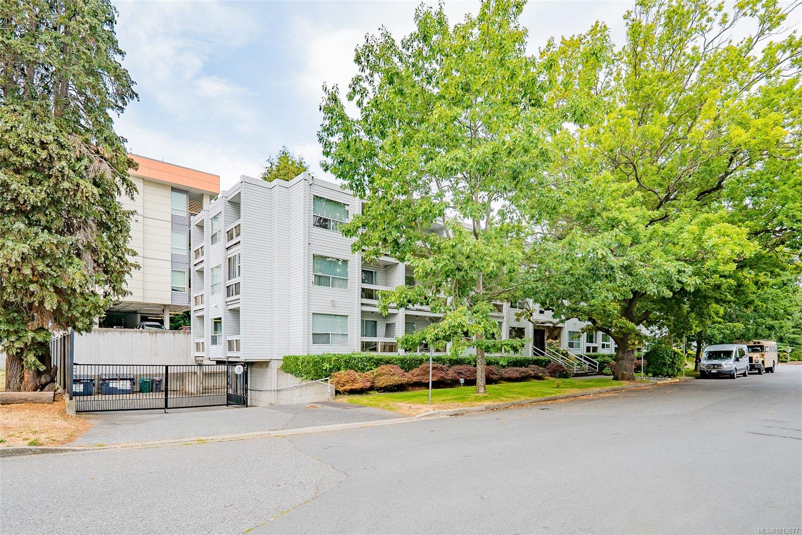 100 Dawes St, (Na Brechin Hill) Nanaimo British Columbia, V9S 1A3 $325,000