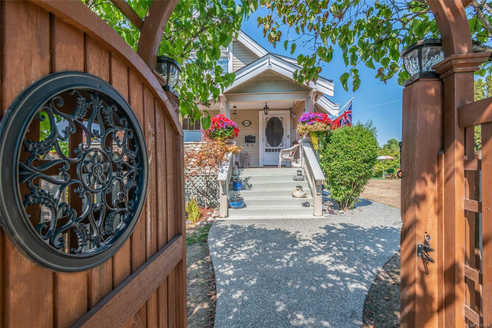 $659,900 - 4103 Burde St<br>Port Alberni, British Columbia, V9Y 3L5