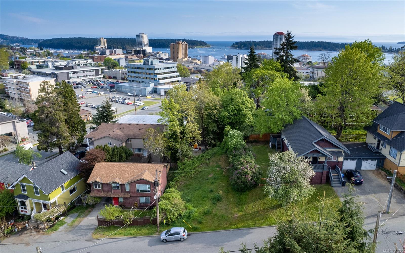 $249,900 - 532 Selby St<br>Nanaimo, British Columbia, V9R 2R8