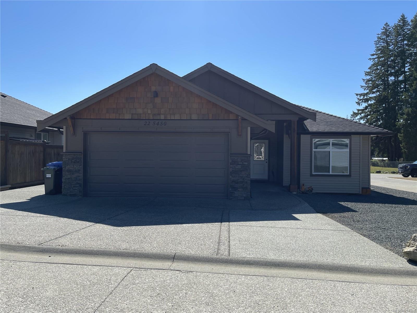 $649,000 - 5450 Tomswood Rd<br>Port Alberni, British Columbia, V9Y 0B4