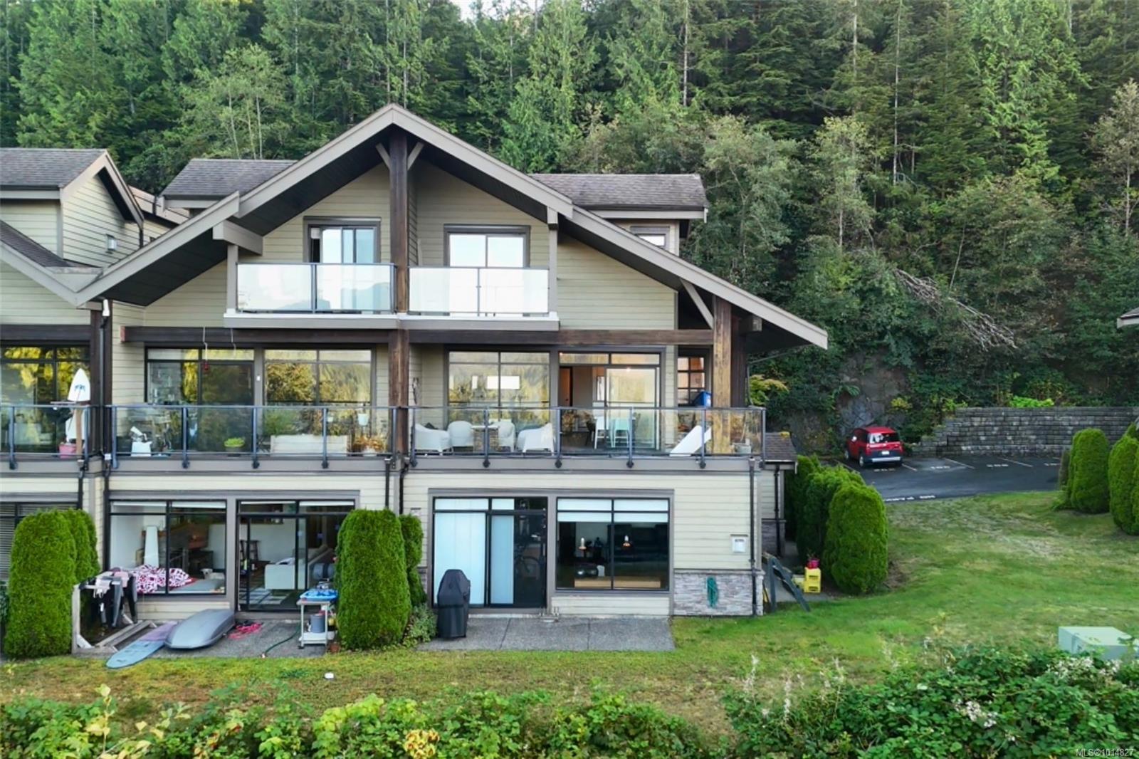 $920,000 - 591 Pfeiffer Cres<br>Tofino, British Columbia, V0R 2Z0