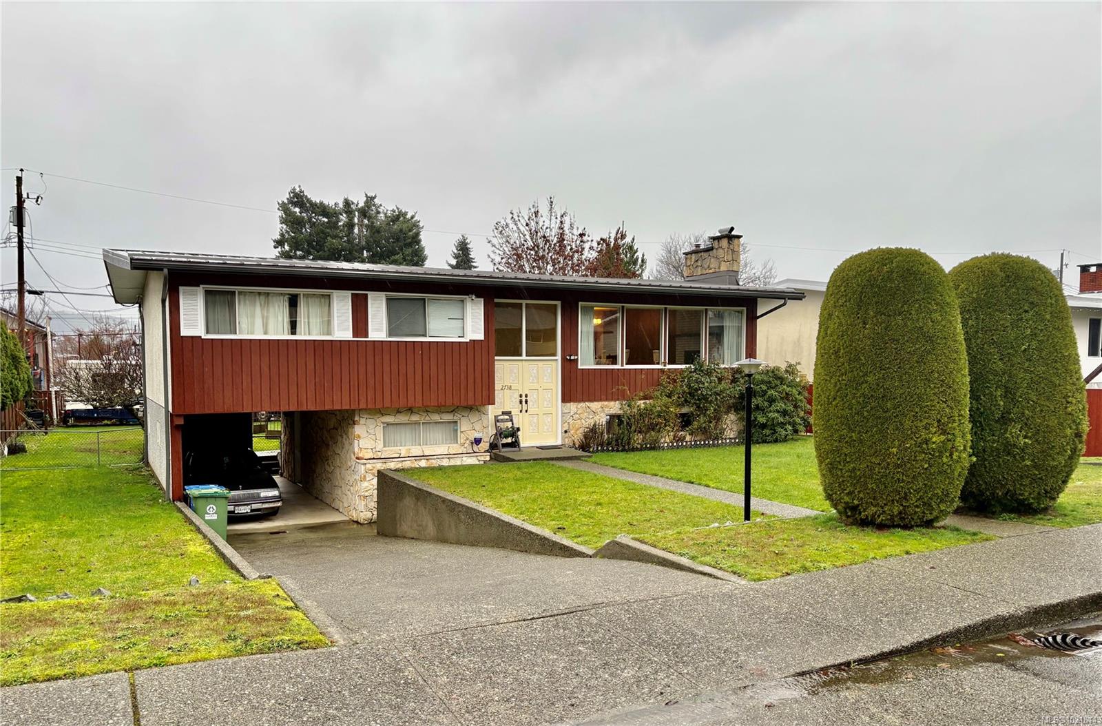 $669,900 - 2738 14th Ave<br>Port Alberni, British Columbia, Y9Y 2K7