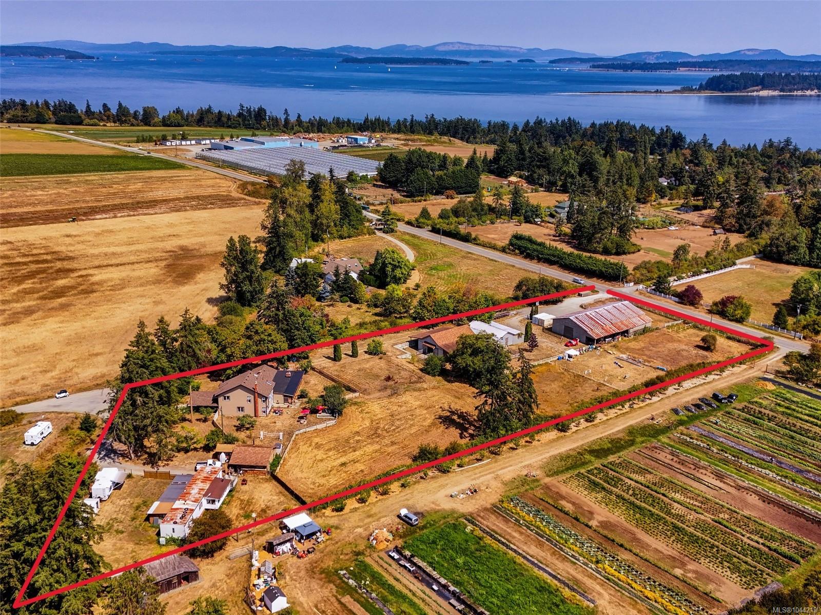 2269 Newman Rd — listing photo 2 of 57