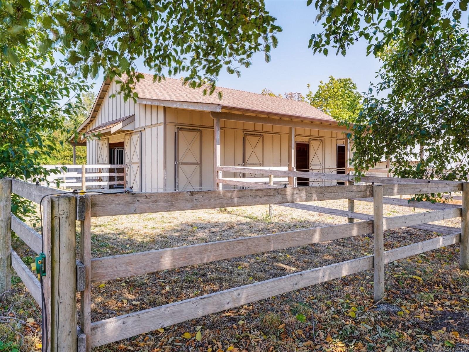 2269 Newman Rd — listing photo 11 of 57