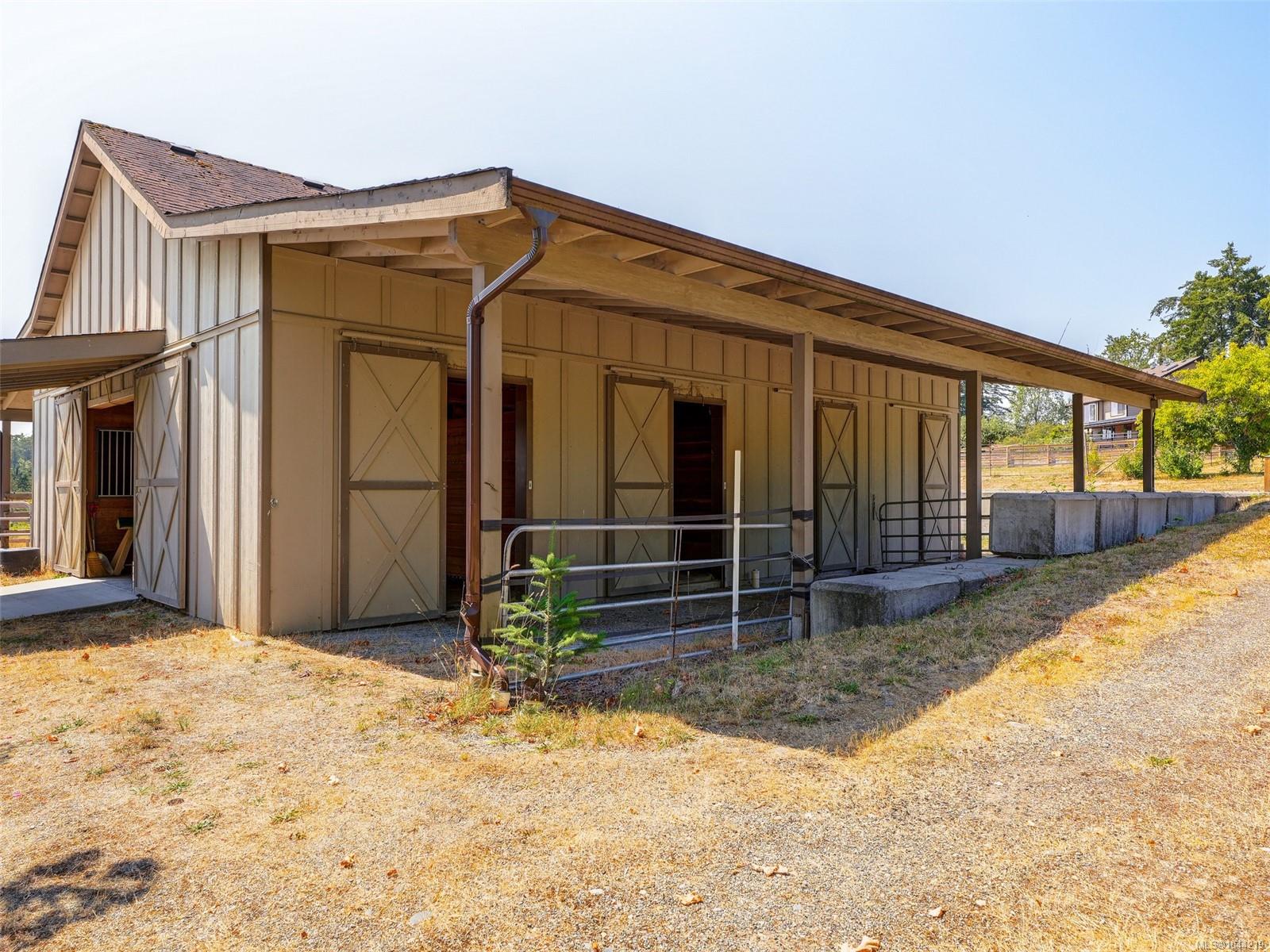2269 Newman Rd — listing photo 8 of 57