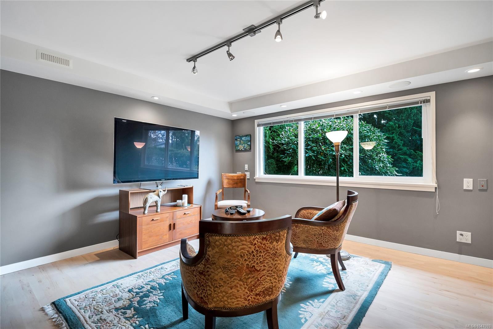 931 Lakeview Ave — listing photo 12 of 70