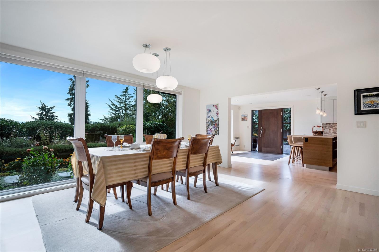 931 Lakeview Ave — listing photo 7 of 70