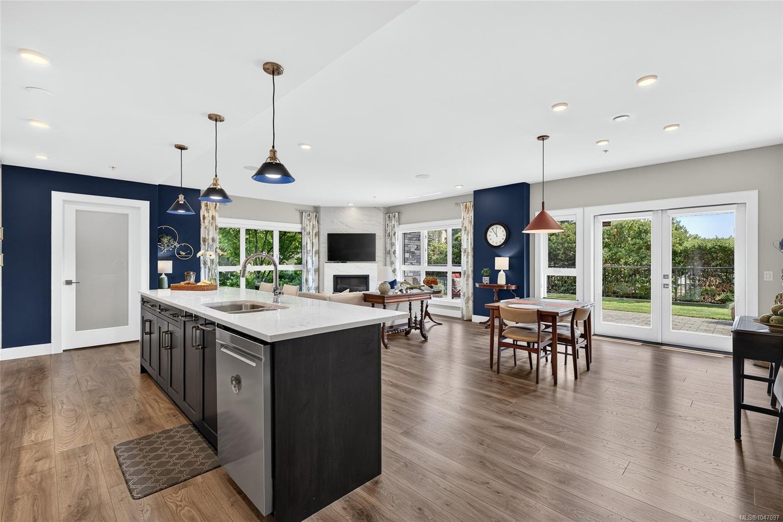 101-747 Travino Lane, Saanich