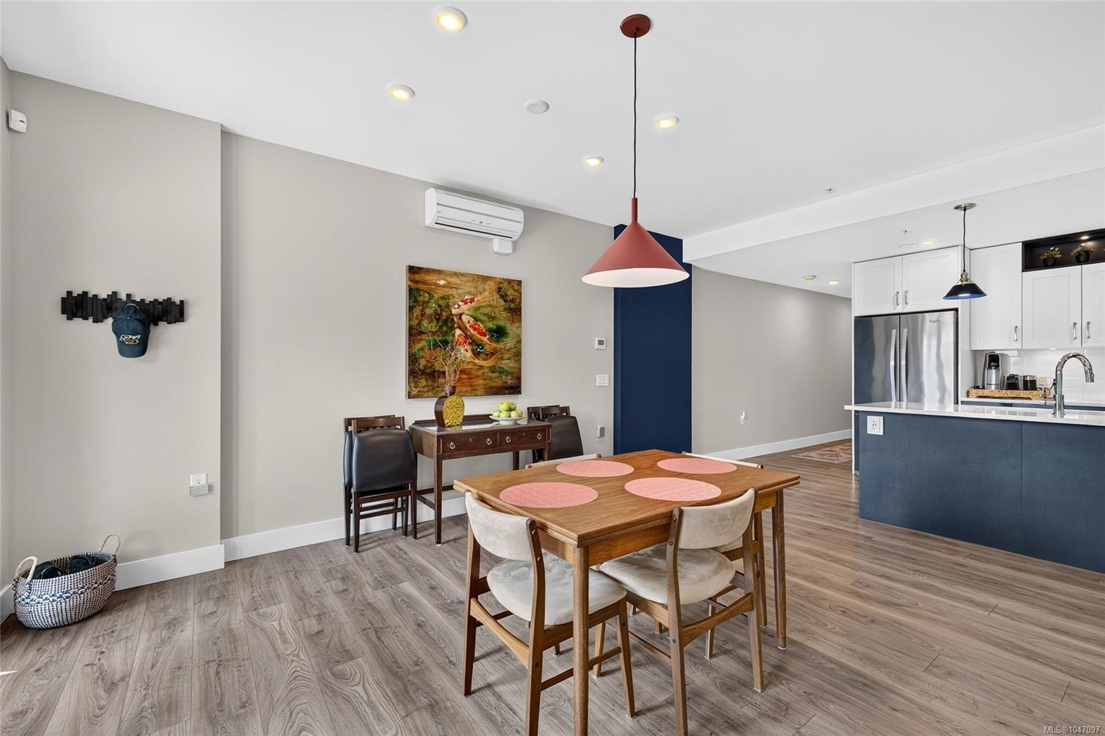 101-747 Travino Lane — listing photo 14 of 60