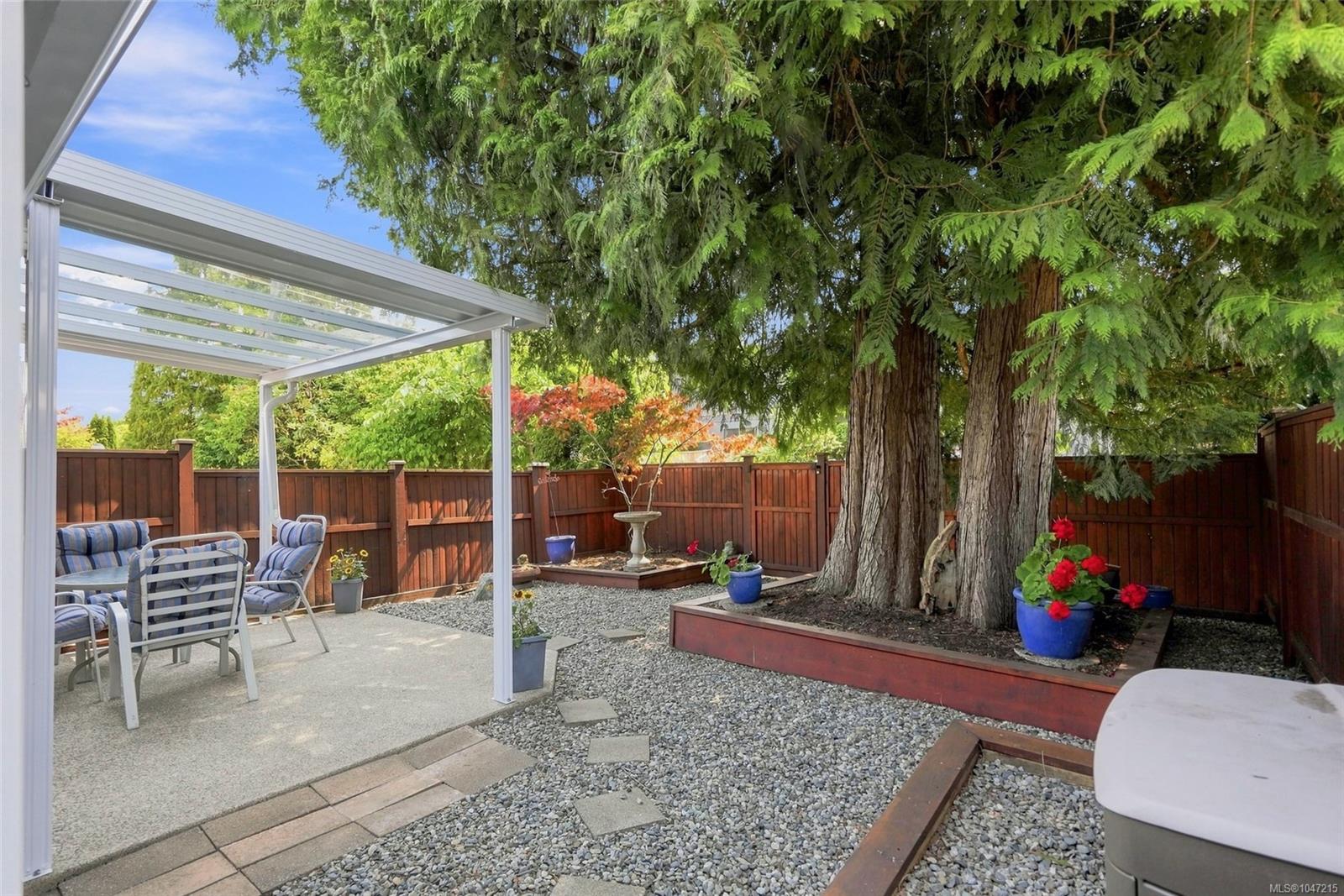 7-144 Fourth Ave — listing photo 9 of 29