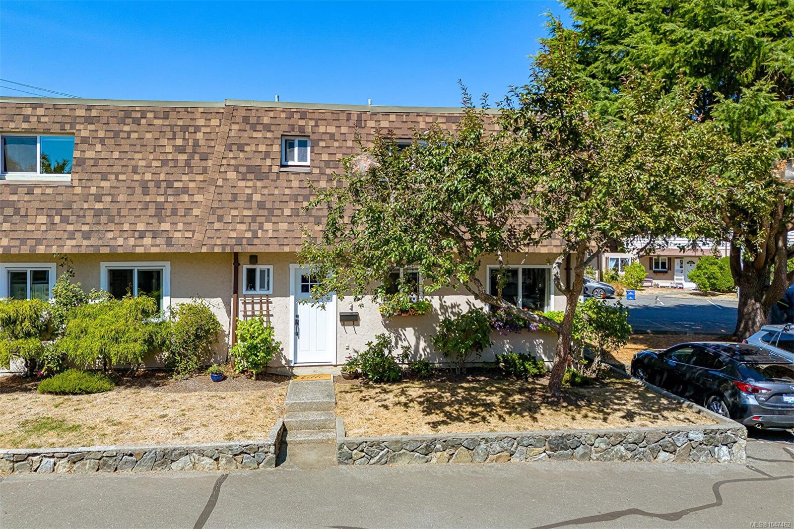 11-7675 East Saanich Rd — listing photo 7 of 35