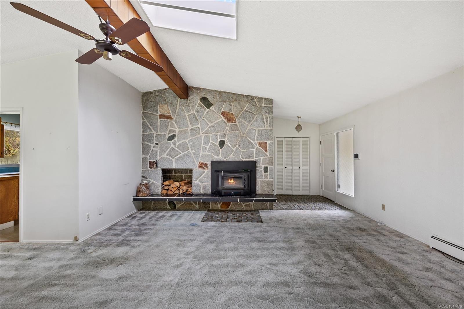 3054 Stephen Rd — listing photo 13 of 55
