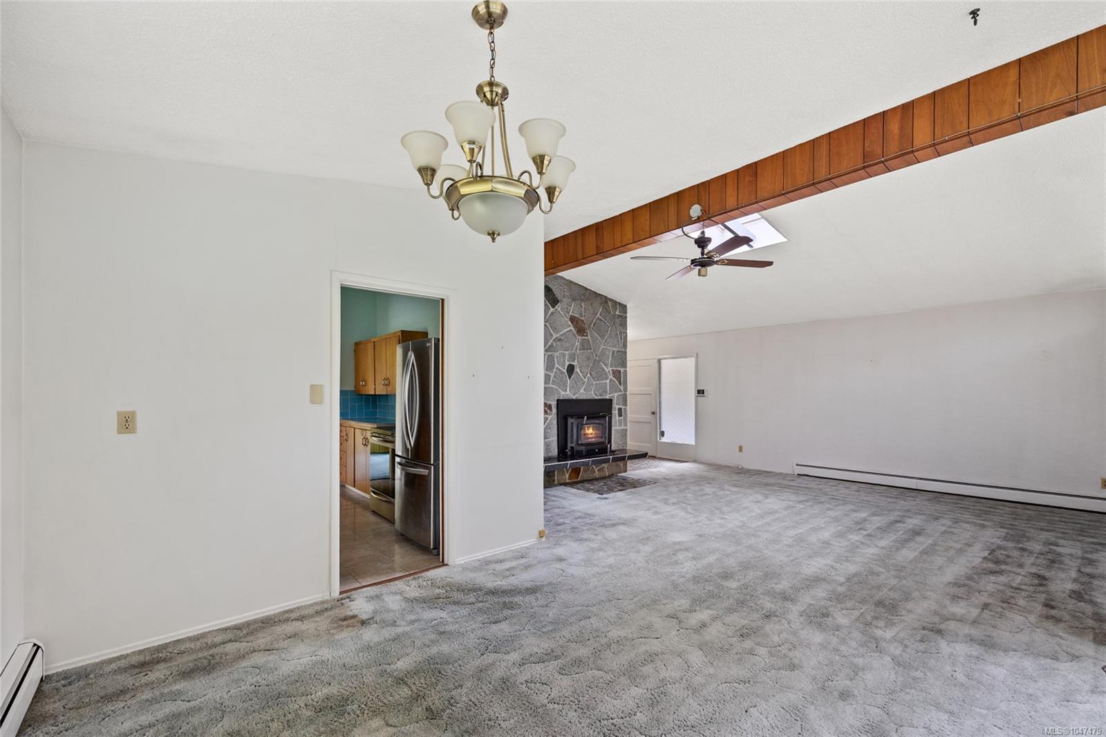 3054 Stephen Rd — listing photo 14 of 55