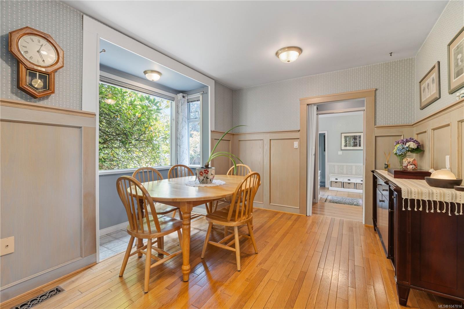 4244 Johnston Rd — listing photo 13 of 86