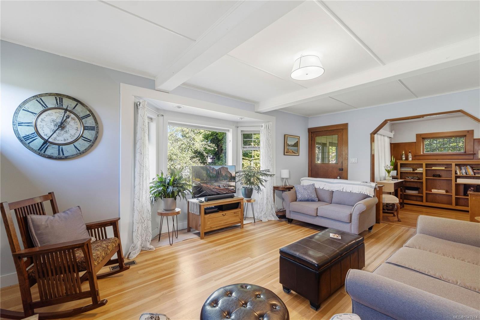 4244 Johnston Rd — listing photo 6 of 86