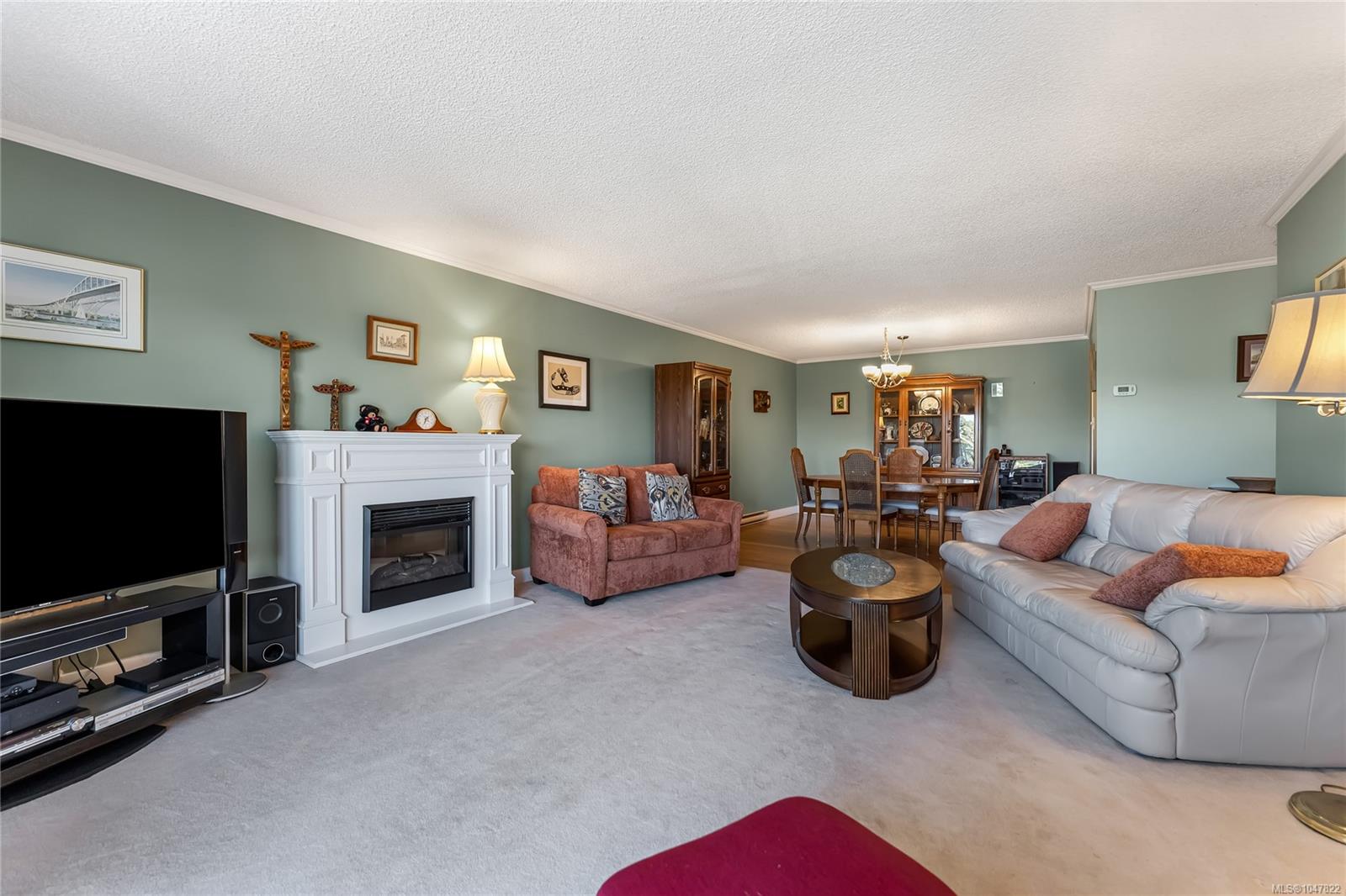 407-2125 Oak Bay Ave — listing photo 8 of 32