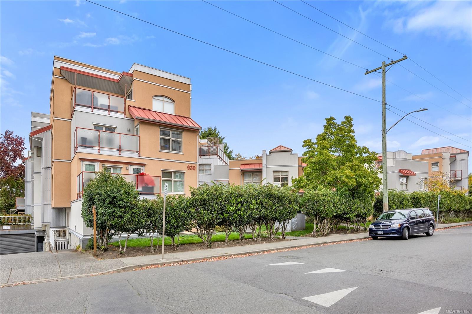 104 930 North Park St, Victoria