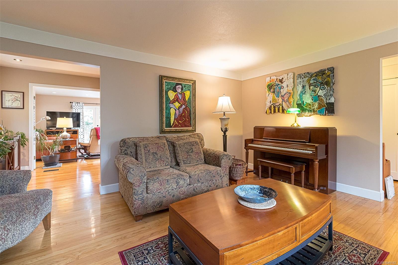 3960 Cumberland Rd — listing photo 13 of 49