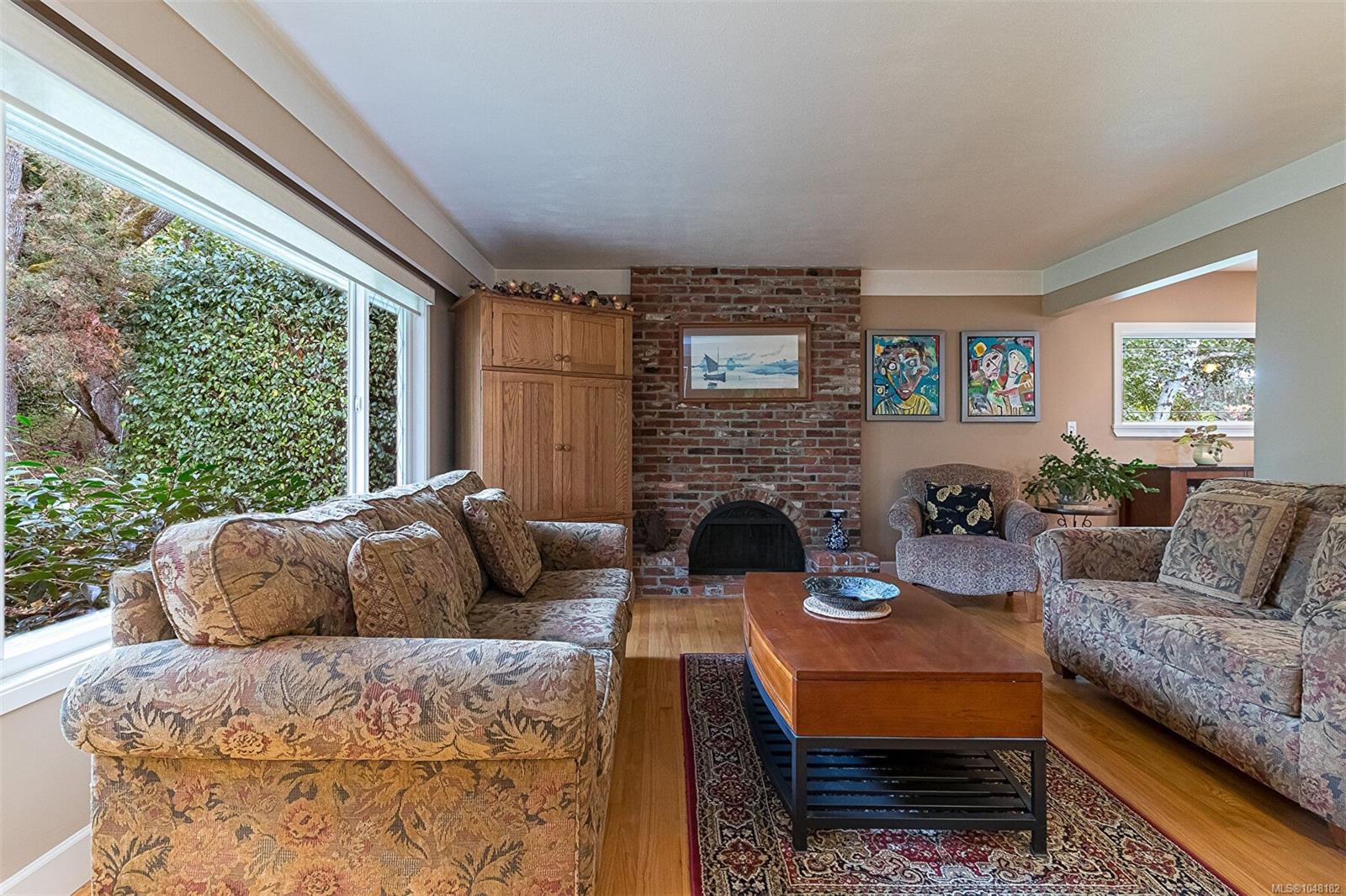 3960 Cumberland Rd — listing photo 9 of 49