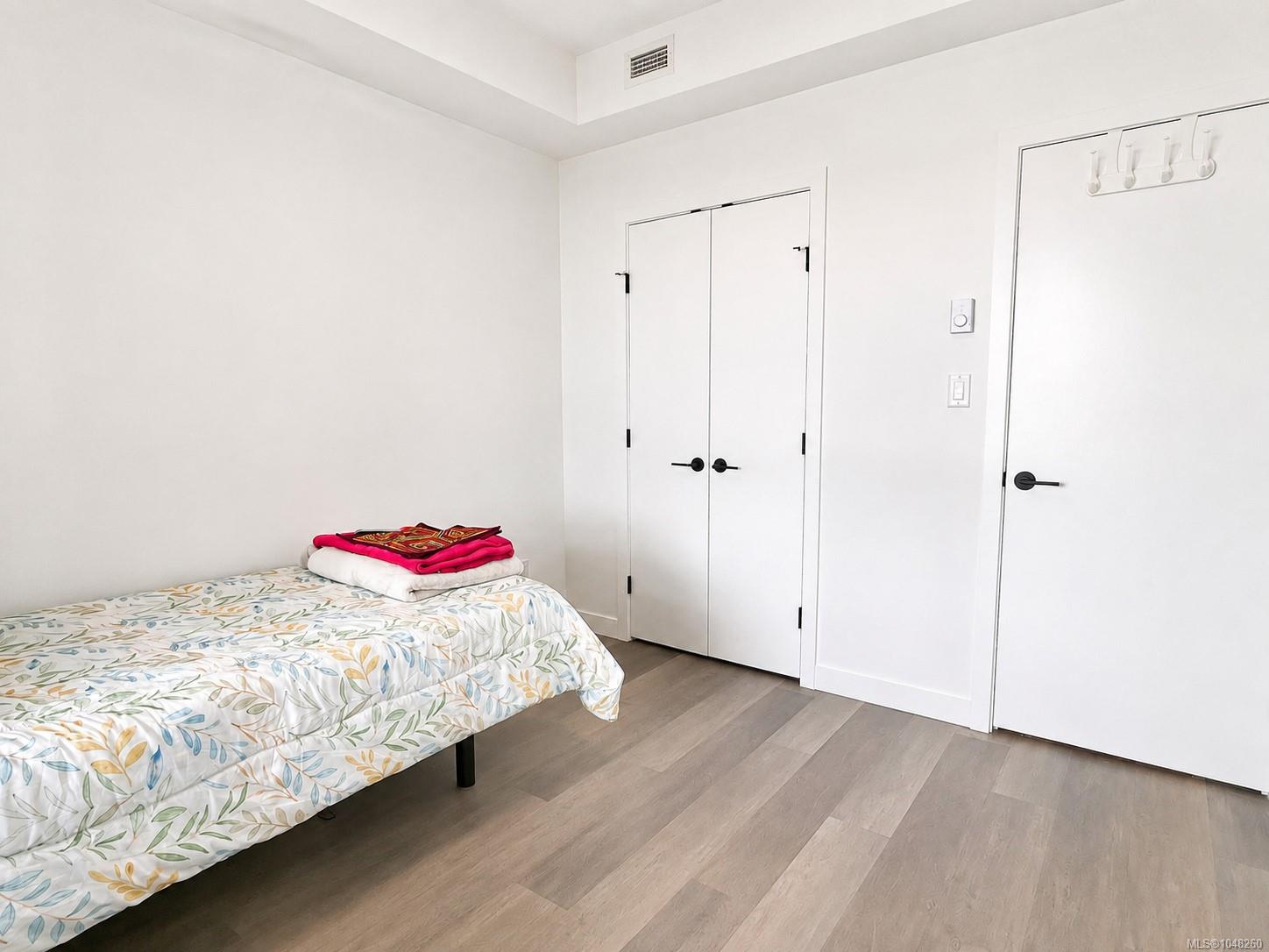 311-3564 Ryder Hesjedal Way — listing photo 10 of 23