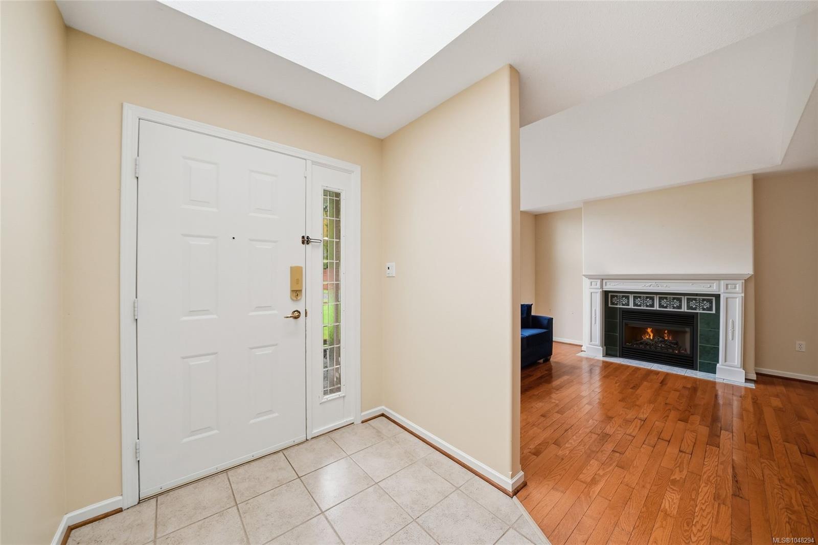 16-850 Arbutus St — listing photo 6 of 47