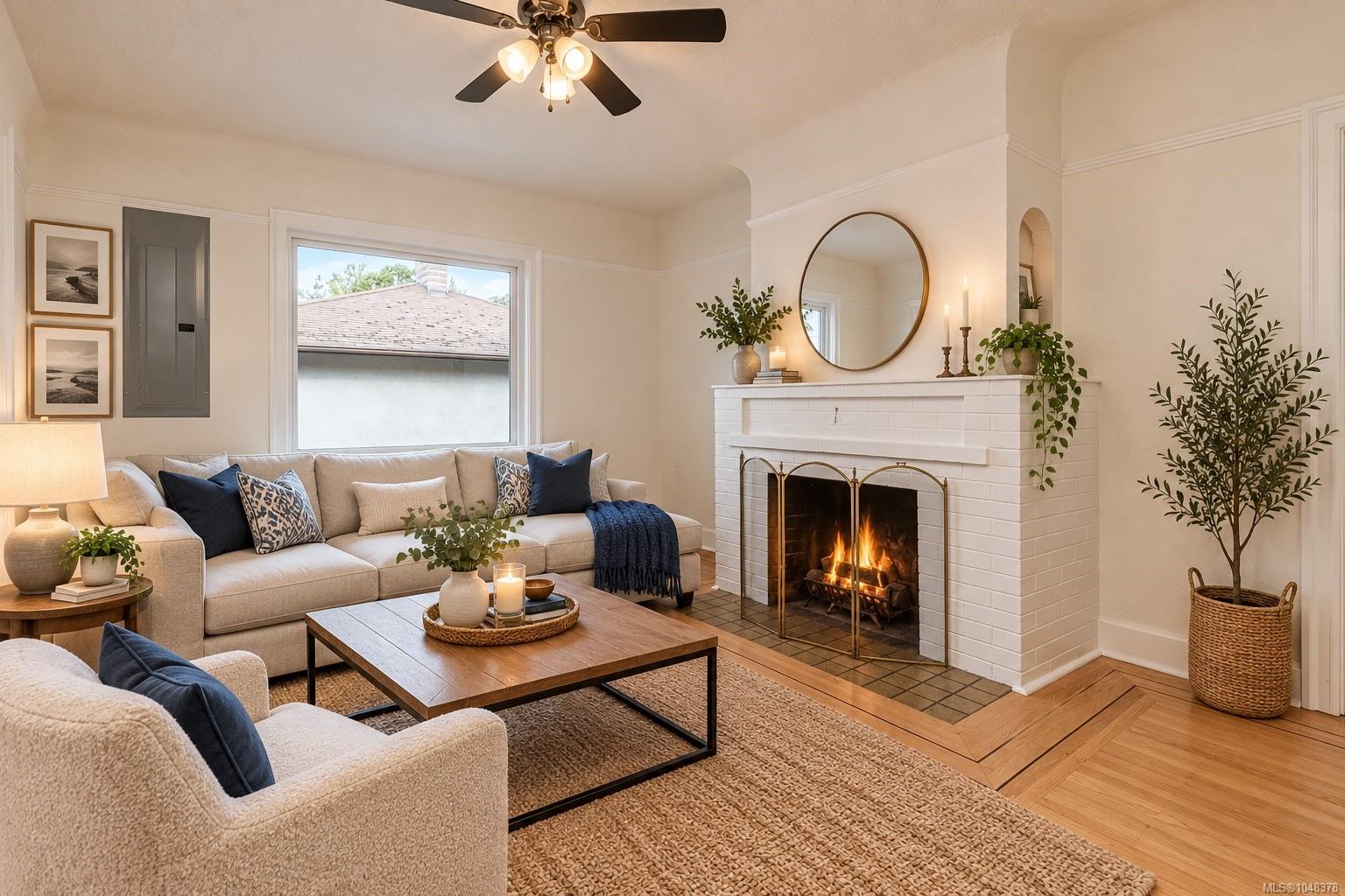 890 Darwin Ave — listing photo 5 of 42
