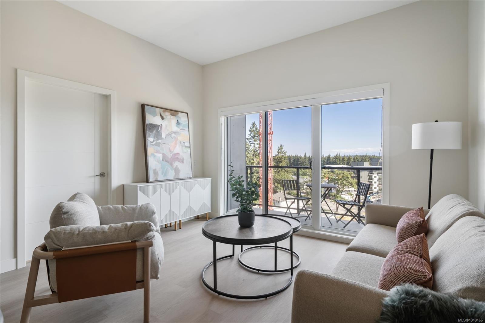 305-777 Station Ave — listing photo 3 of 30