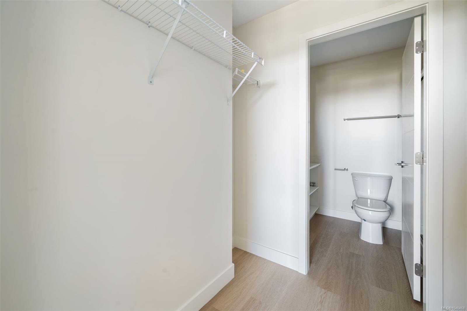 309-777 Station Ave — listing photo 10 of 36