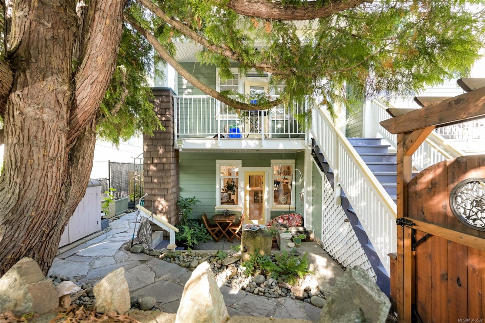 2116 Richmond Rd, Victoria