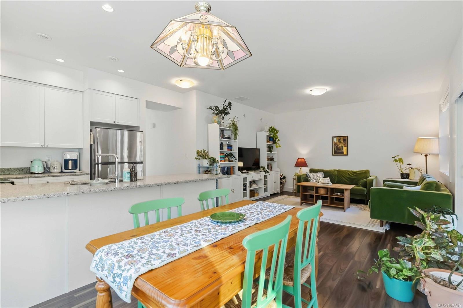117-2117 Charters Rd — listing photo 10 of 33