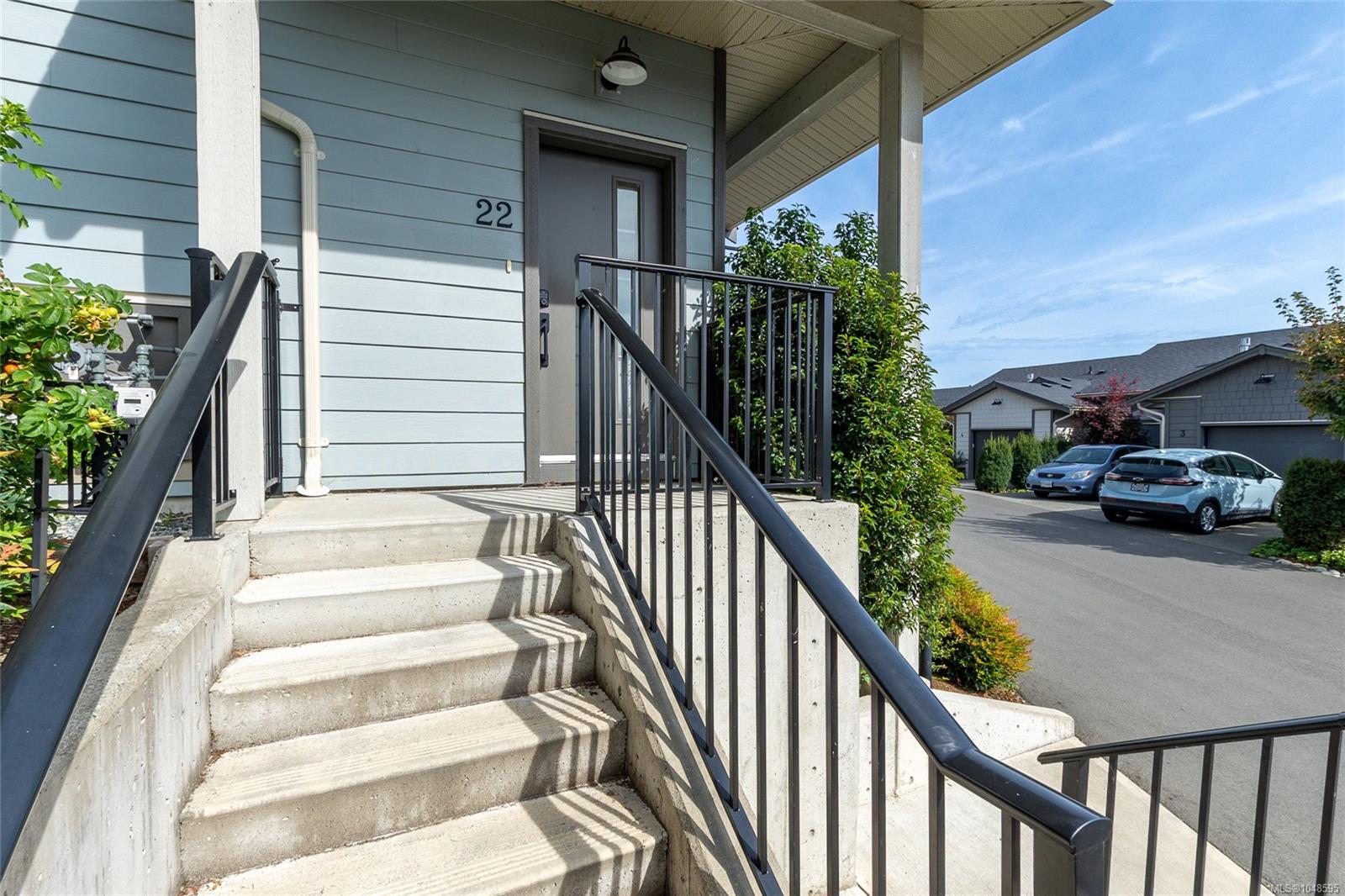 22-3195 Herons Way photo 6