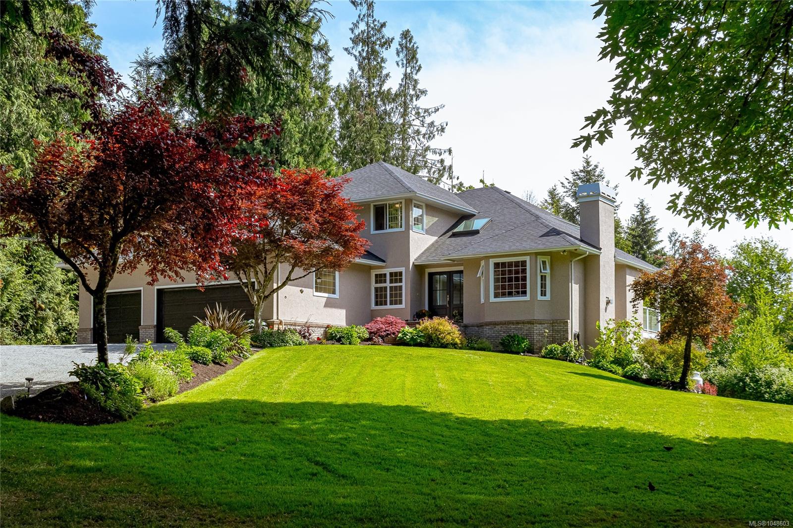 1650 Tatlow Rd — listing photo 3 of 58