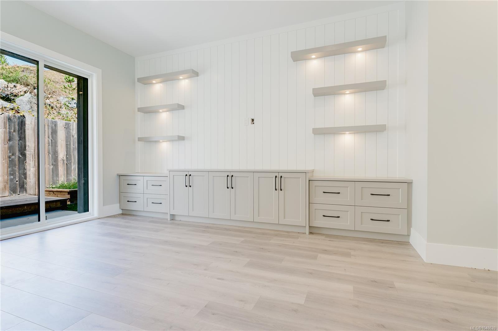 7036 Clarkson Pl — listing photo 13 of 72