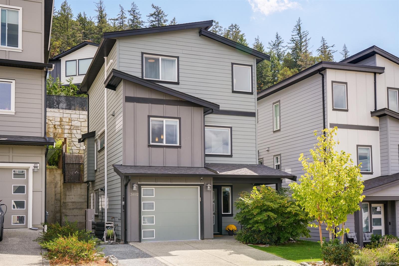 3492 Myles Mansell Rd, Langford
