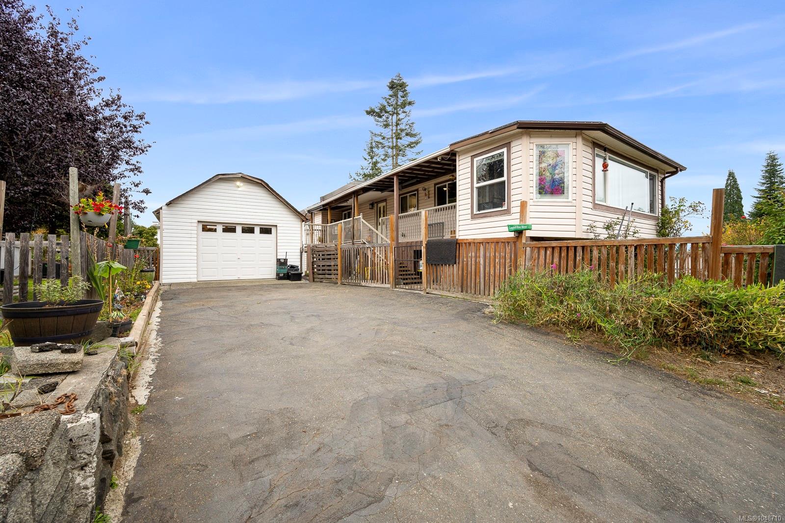 134 Surfside Dr, Campbell River