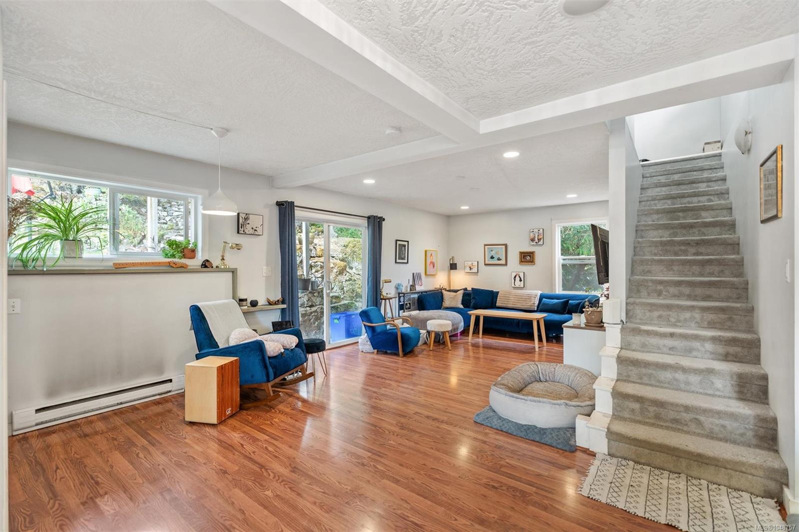 3938 Wilkinson Rd — listing photo 12 of 38