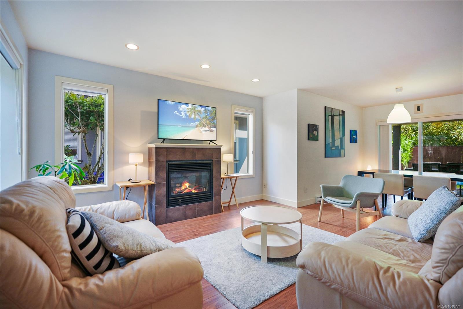 3215 Ernhill Pl — listing photo 5 of 39